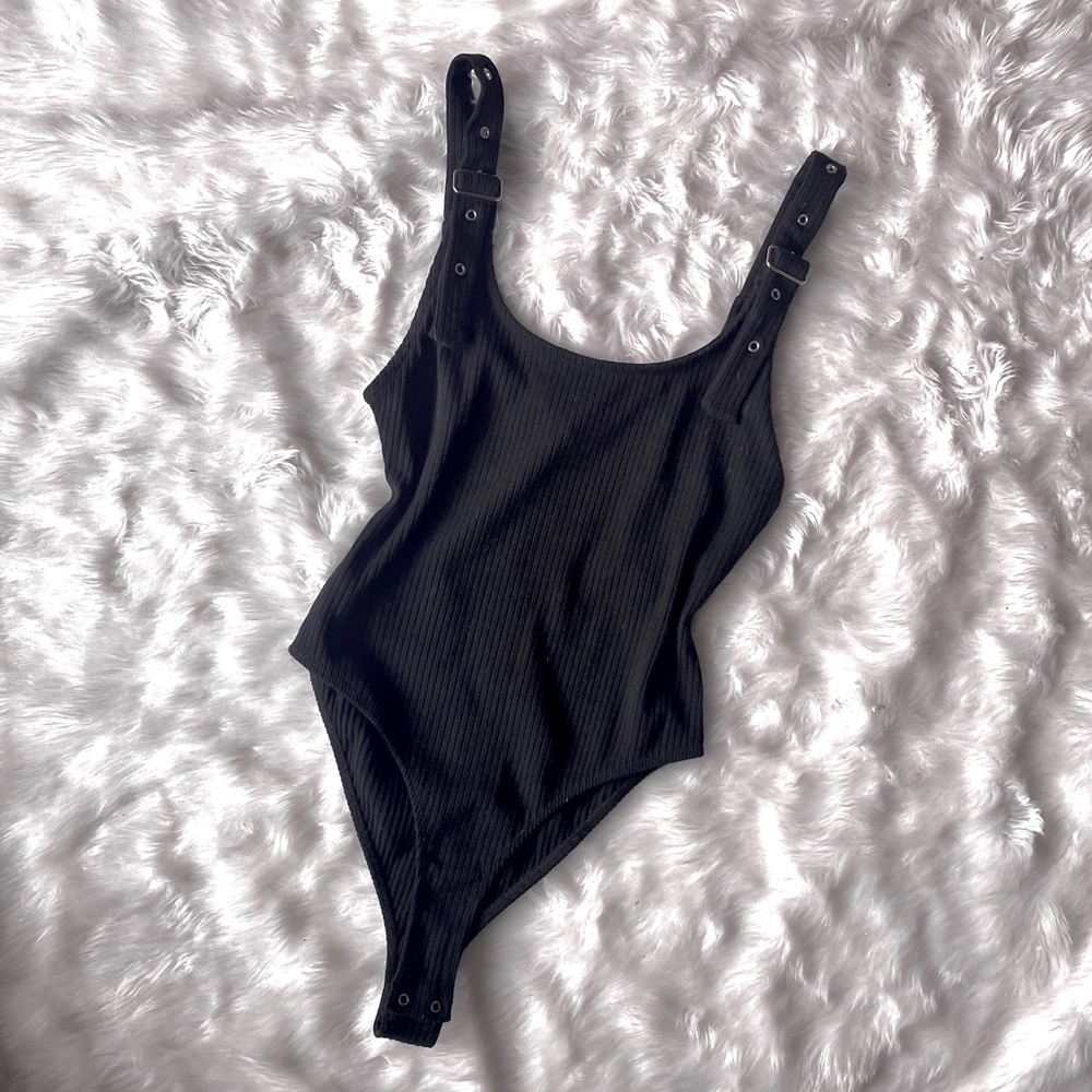 🌸 Black Body Con BODYSUIT